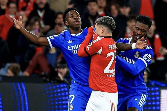 Quy định mới lạ của World Cup 2026: Cầu thủ che miệng bị phạt thẻ đỏ