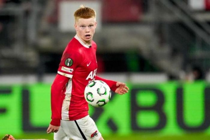 Real Madrid đại chiến Liverpool vì thần đồng Hà Lan; Lewandowski ấn định ngày quyết định tương lai