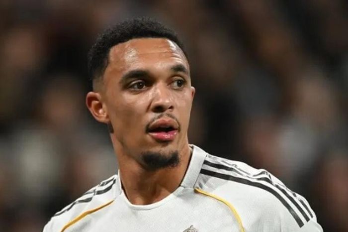 Real Madrid đấu Benfica: Mbappe tái xuất, nỗi lo mất Jude Bellingham dài hạn