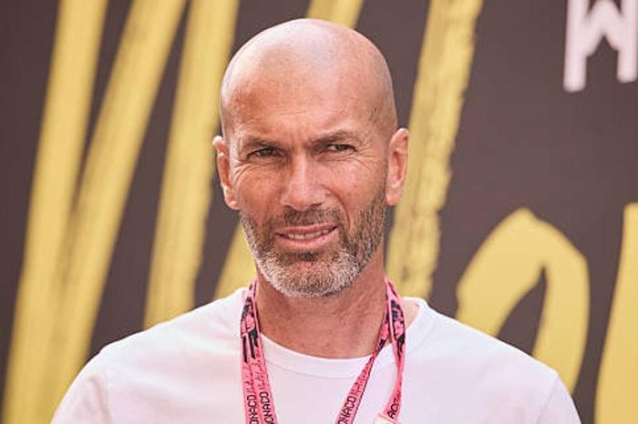 Real Madrid tìm người thay Xabi Alonso: Zinedine Zidane tái xuất hay Jurgen Klopp lộ diện?