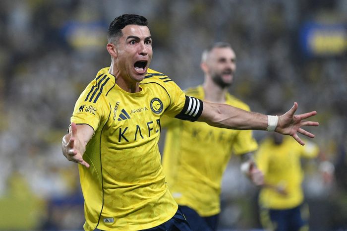 Ronaldo hốt bạc nếu vô địch SPL