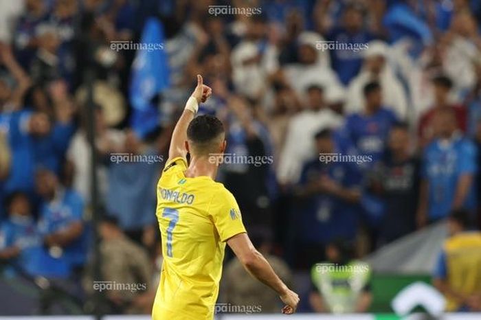 Ronaldo lên tiếng sau khi lập cú đúp, tiến gần cột mốc 1.000 bàn thắng