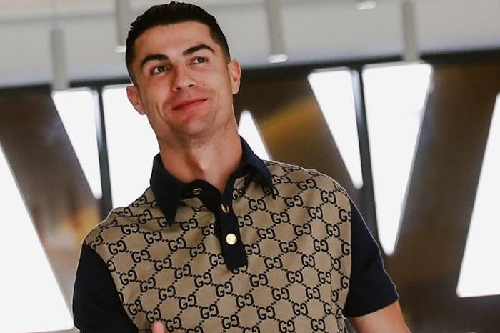 Ronaldo nổi loạn, từ chối ra sân