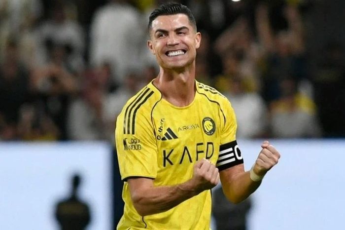 Ronaldo tỏa sáng trong chiến thắng của Al-Nassr