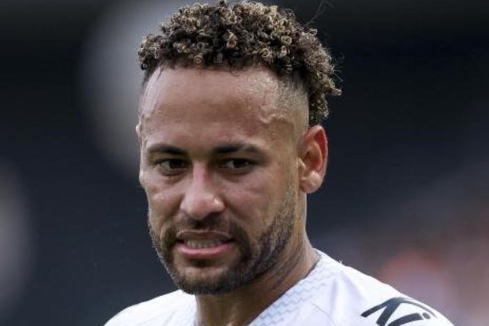 Sai lầm của Neymar khiến Santos trả giá đắt