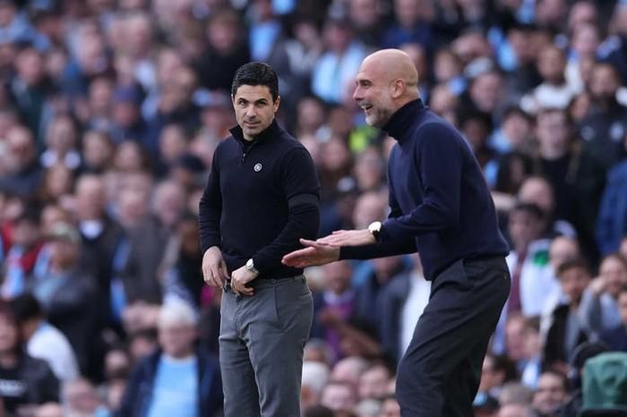 Siêu máy tính dự báo 'sốc' cho Arsenal và Tottenham