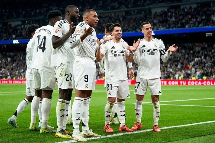 Siêu máy tính dự đoán kết quả trận Benfica - Real Madrid 3h ngày 18/2