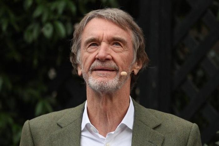Sir Jim Ratcliffe gây bão dư luận: Man Utd đối mặt khủng hoảng nội bộ và nguy cơ đình trệ dự án sân vận động