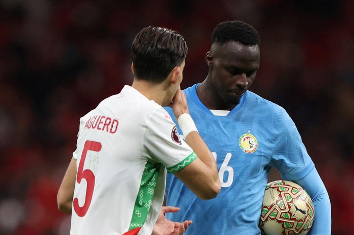 Sự thật phía sau quả Panenka hỏng của Diaz