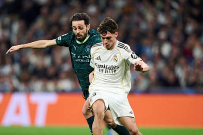 Suất Champions League thứ năm của Ngoại hạng Anh lung lay dữ dội sau tuần thi đấu thảm họa