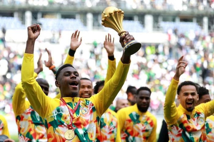 Thách thức CAF, Senegal diễu hành mừng chức vô địch châu Phi