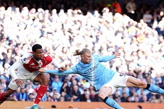 Thất bại kịch tính 1-2 tại Etihad: Tại sao Arsenal vẫn nắm cơ hội vô địch?