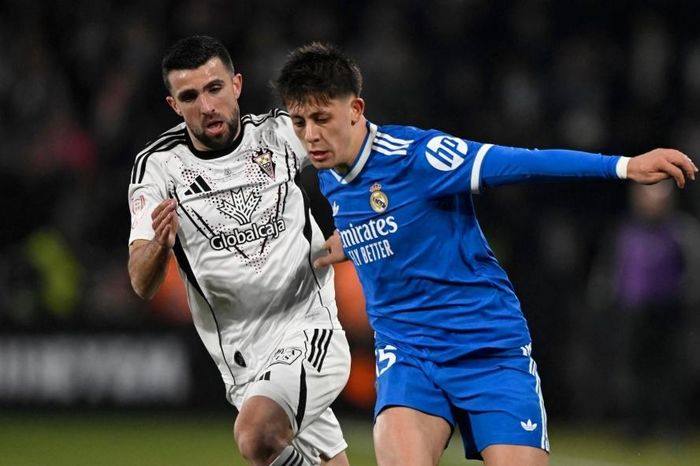 Thầy cũ tố Arda Guler bị bắt nạt tại Real Madrid