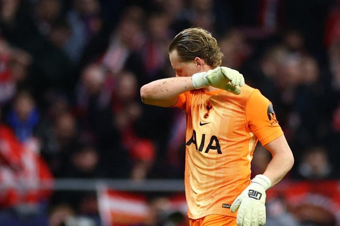 Thủ môn Tottenham tạo nên sự kiện hy hữu ở Cúp C1 châu Âu
