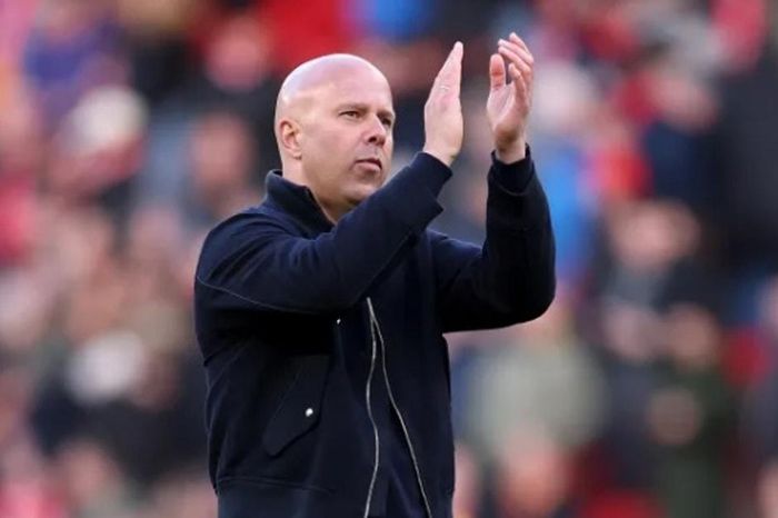 Thử thách xoay tua của Arne Slot: Liverpool đối mặt bài toán nhân sự trước Wolves