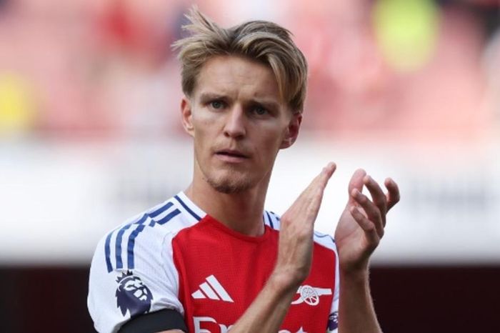 Tin chuyển nhượng 24/2: Odegaard gây sốc khi muốn gia nhập MU, Rodri lọt tầm ngắm Barca và Real