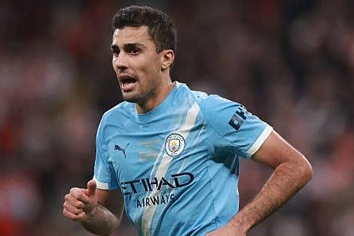 Tin chuyển nhượng 31/3: Real Madrid muốn có Rodri, Barcelona nhắm Julian Alvarez