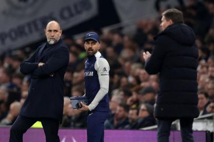 Tottenham đứng trước bờ vực rớt hạng trong cuộc đua trụ hạng Ngoại hạng Anh