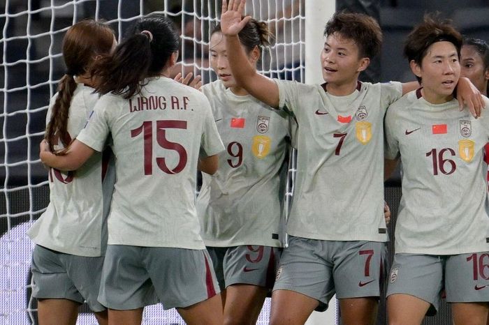 Trung Quốc thắng đậm ở giải châu Á