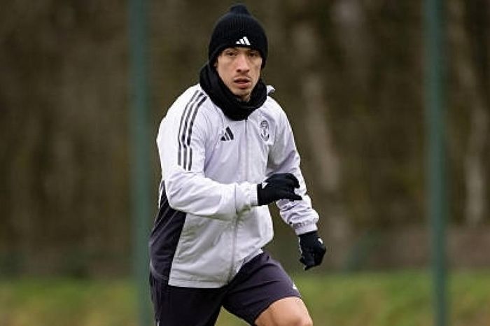 Trung vệ Man Utd tiếp tục dính chấn thương