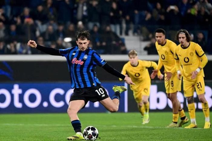 Từ bờ vực thảm họa, Atalanta cứu cả Serie A