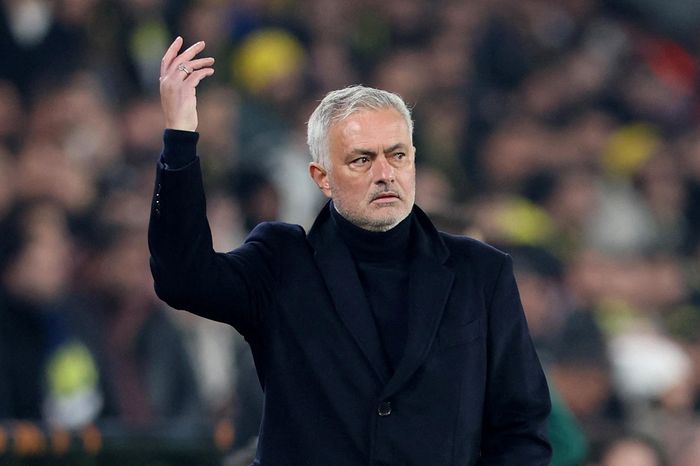 Tương lai của Mourinho gây chú ý