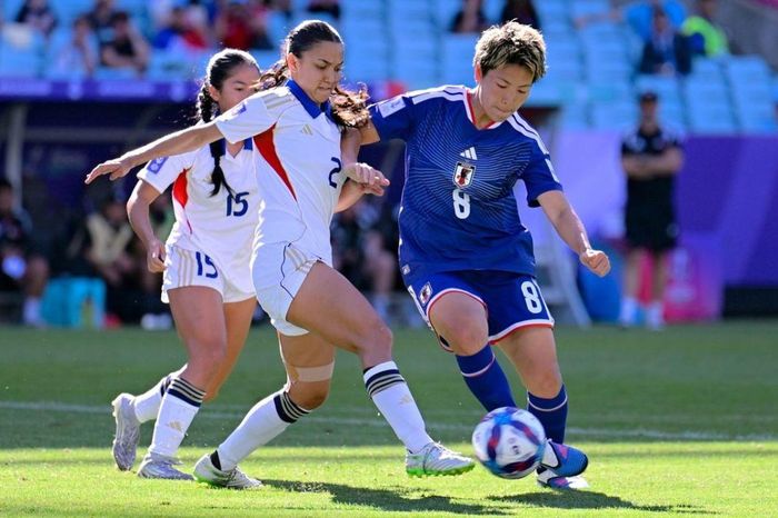 Tuyển nữ Philippines thua 7 bàn, vẫn rộng cửa đến World Cup