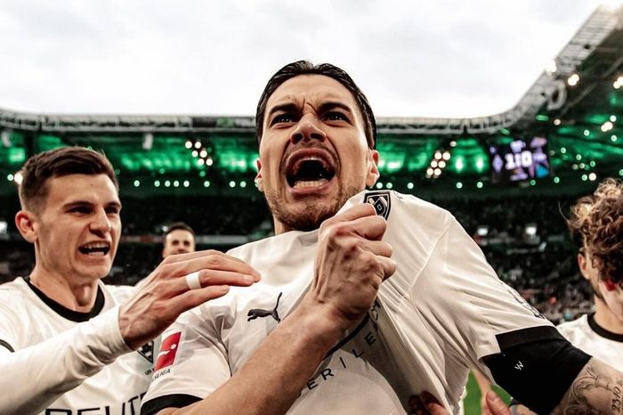 Tuyển thủ Indonesia đi vào lịch sử Bundesliga