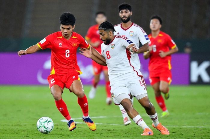 U23 Việt Nam quyết tâm giải mã 'hàng thủ thép' Trung Quốc; HLV Klopp khiến Real Madrid vỡ mộng