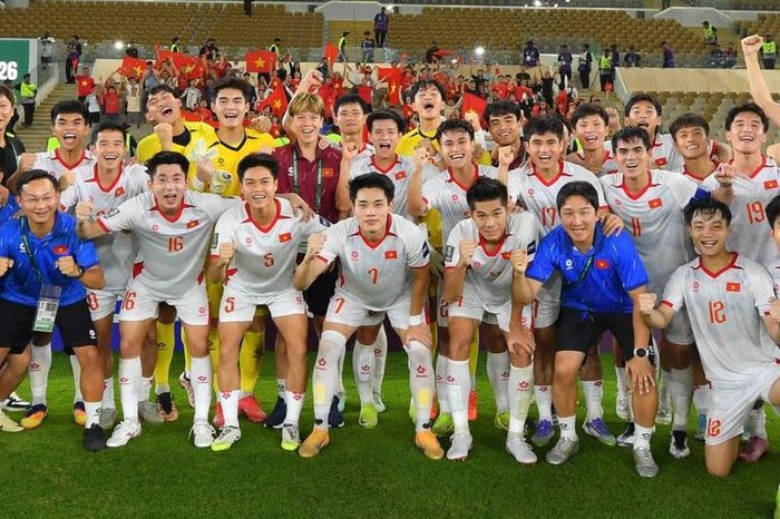 U23 Việt Nam vào tứ kết U23 châu Á với kỳ tích toàn thắng