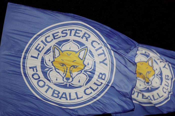 Vé rớt hạng vẫy gọi Leicester City