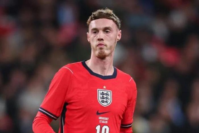 Vì sao Cole Palmer khó có thể thay thế vai trò của Bruno Fernandes tại Manchester United?