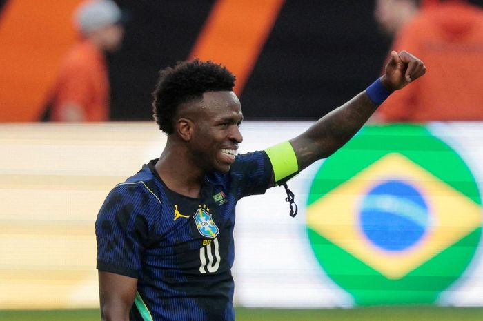 Vinicius bị chỉ trích