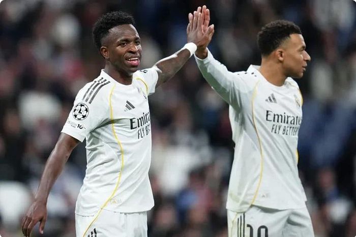 Vinicius tỏa sáng, Real Madrid đè bẹp Monaco 6-1 ở Champions League