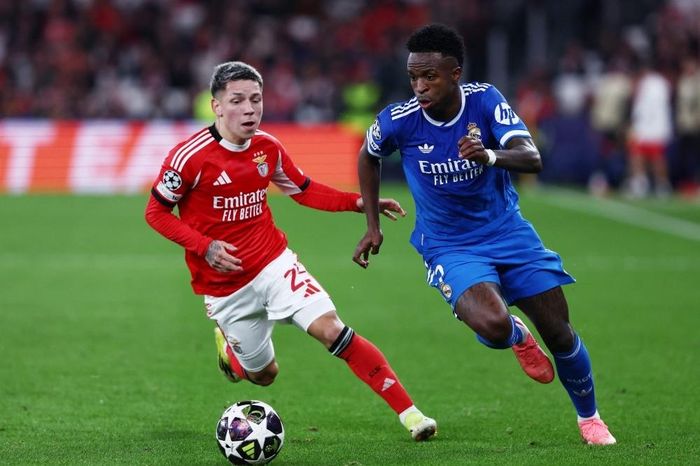 Vinicius và Prestianni - hai thế giới khác biệt