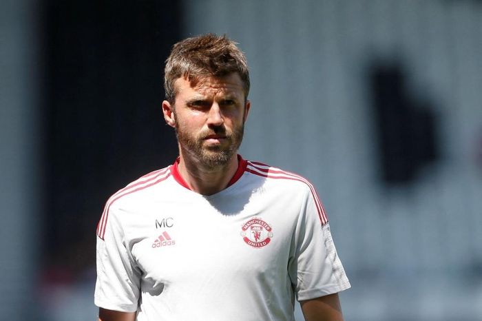 Với Carrick, MU lại rơi vào vòng lặp