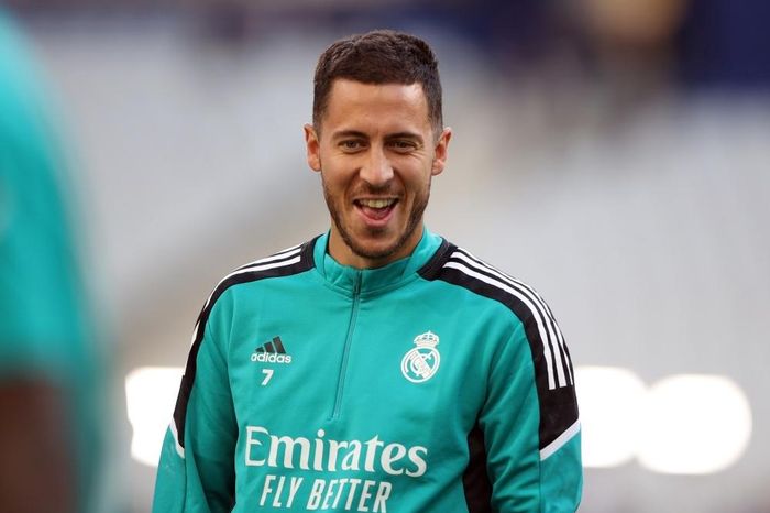 Vườn nho, chai rượu và 'nghề tài xế' của Hazard