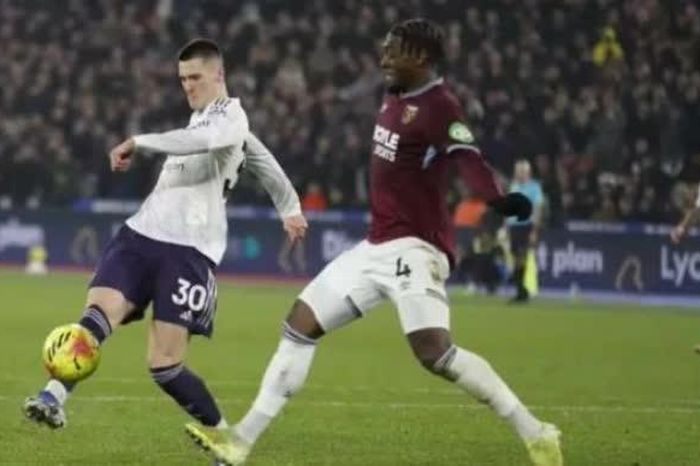 West Ham phơi bày yếu điểm của Manchester United