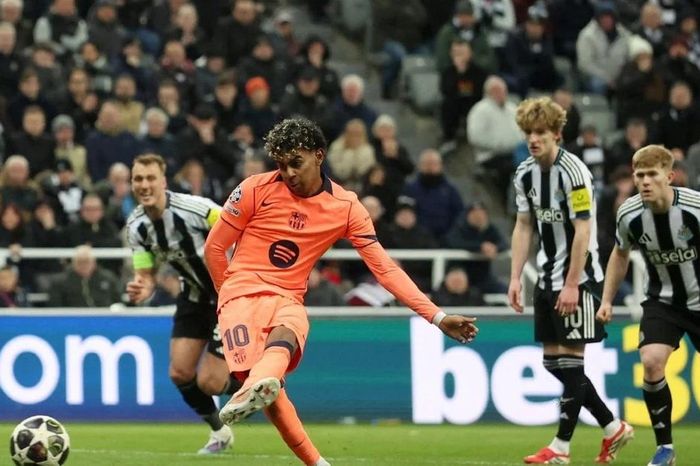Yamal lập dấu mốc đáng nhớ, HLV Newcastle tiếc nuối